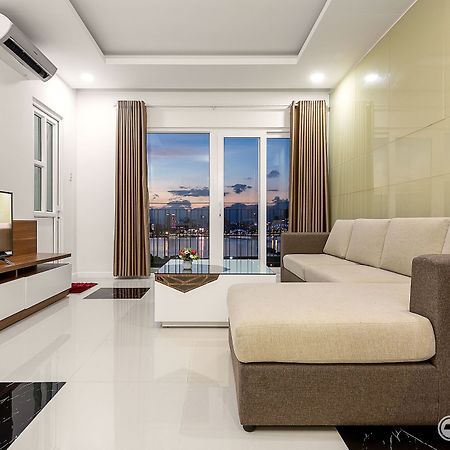 Zoneland Apartments - Monarchy Riverside Son Tra Екстериор снимка